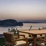 Thesan Villa