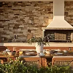 Villa Thesan *