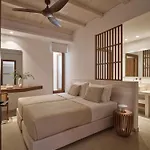 Thesan Villa Marathiás