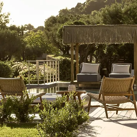 Thesan Villa