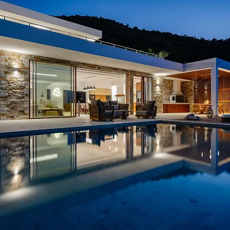 Villa Thesan